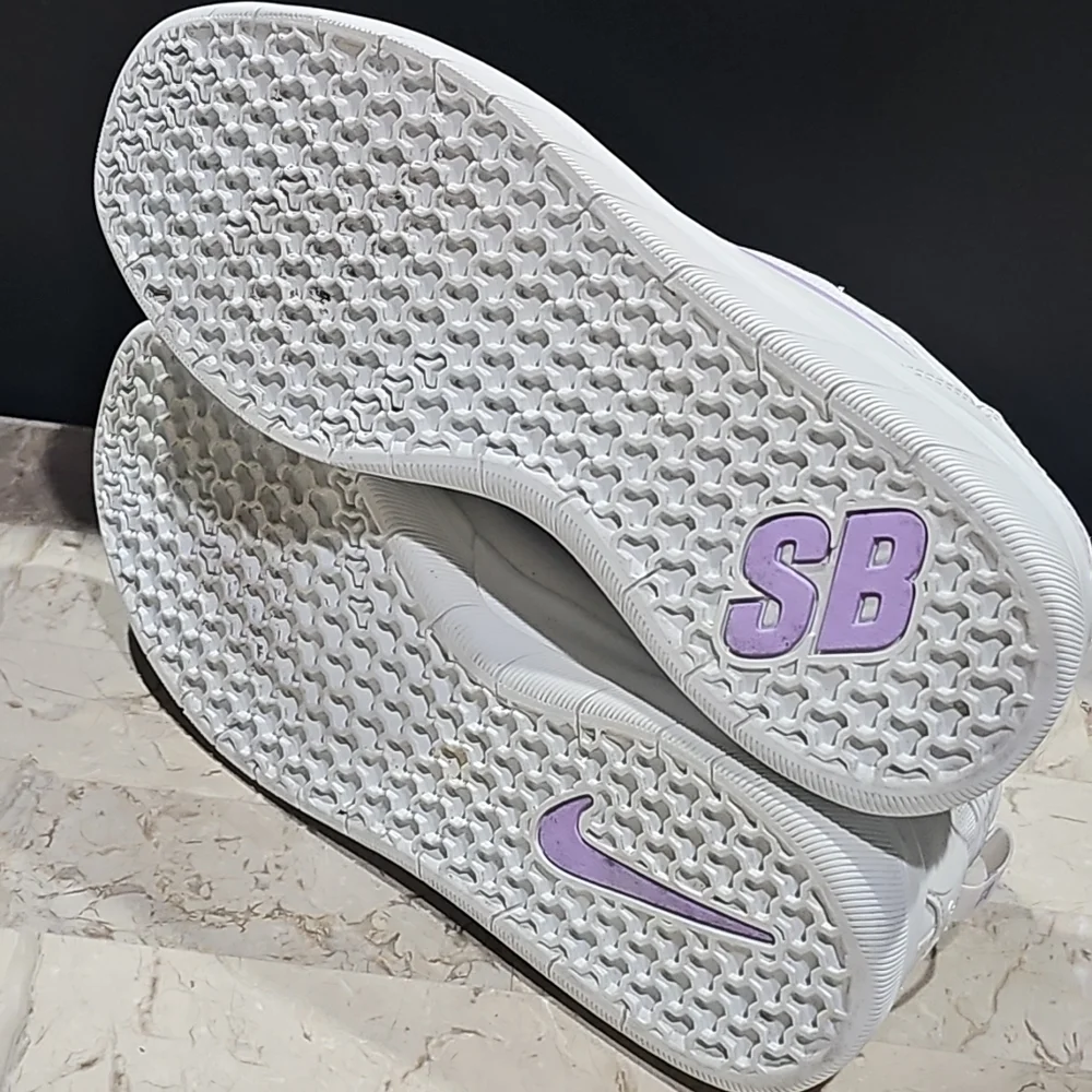 Nike Nyjah Free 2 SB‎ Summit White Lilac Skate Shoes BV2078-108 Youth Size 5, 37 - Picture 8 of 9